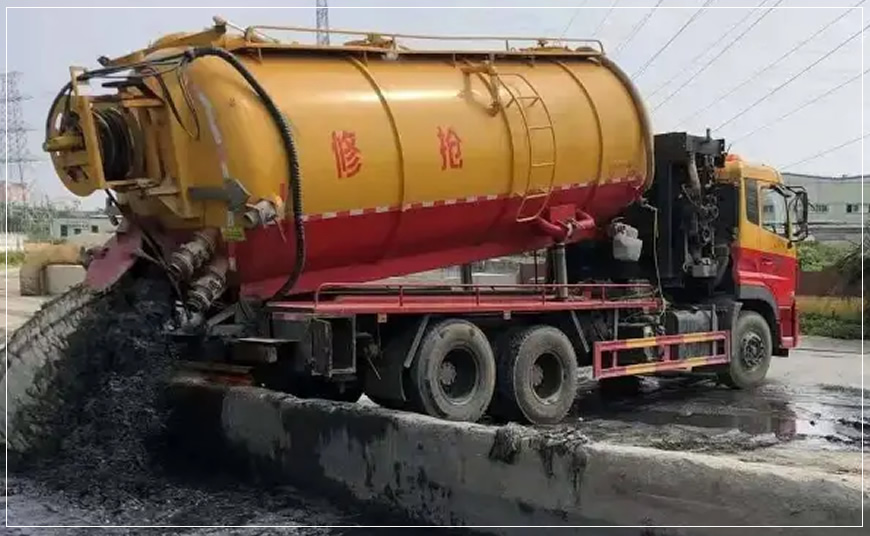 黄石沉淀池清理案例